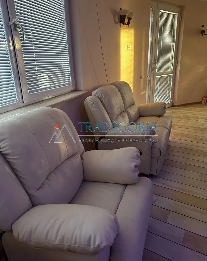 Sale, house, 859m², Dobra Voda, Bar