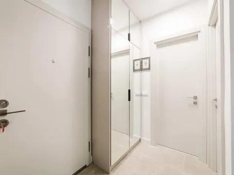 Rent, one bedroom apartment, 39m², Bečići, Budva - image 15
