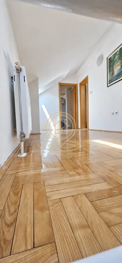 Prodaja, trosoban stan, 83m², Grbavica, Novi Sad Sve Podlokacije