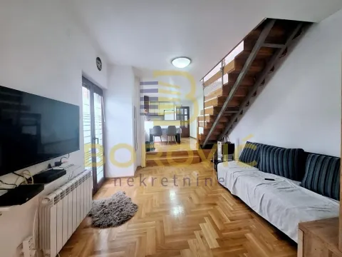 Sale, house, 108m², Uciteljsko Naselje, Zvezdara Sve Podlokacije