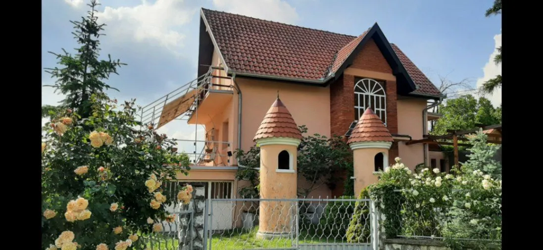 Prodaja, kuća, 283m², Voždovac Sve Podlokacije, Beograd