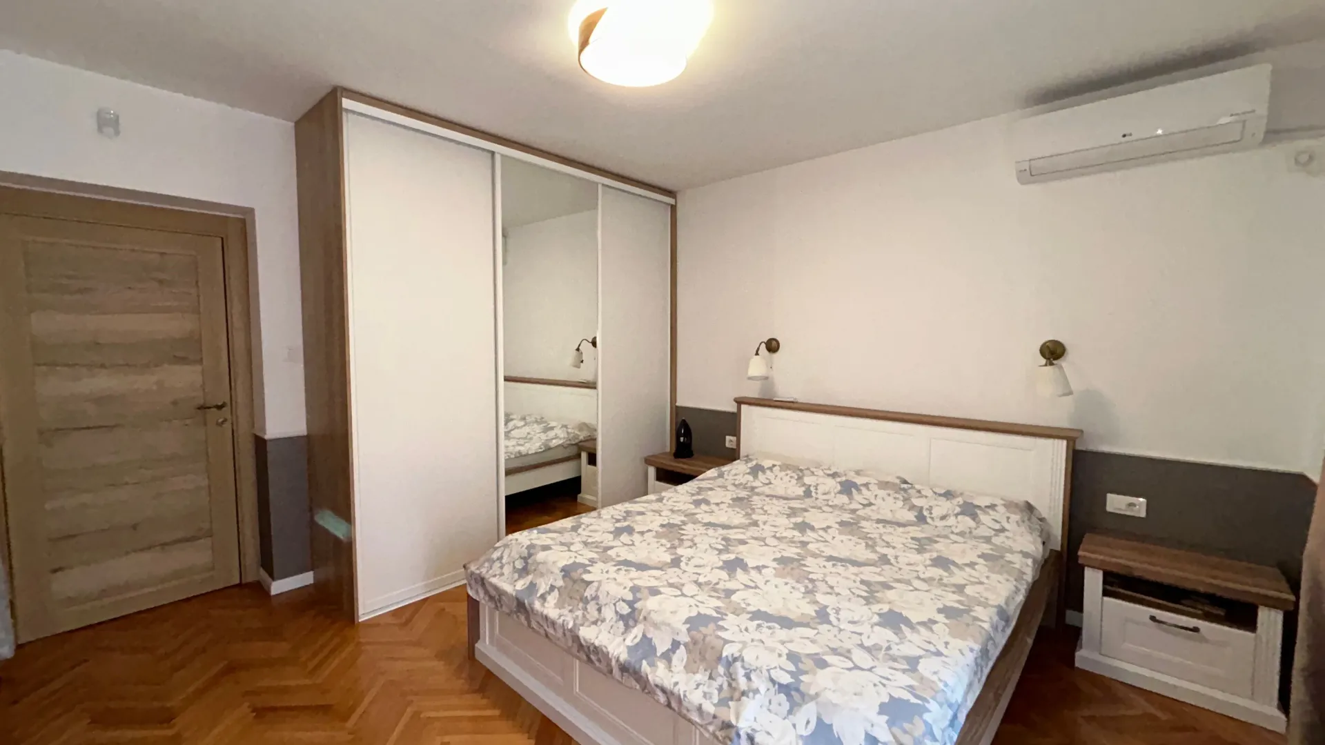 Sale, two bedroom apartment, 75m², Centar, Podgorica