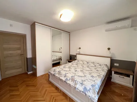 Sale, two bedroom apartment, 75m², Centar, Podgorica - image 6