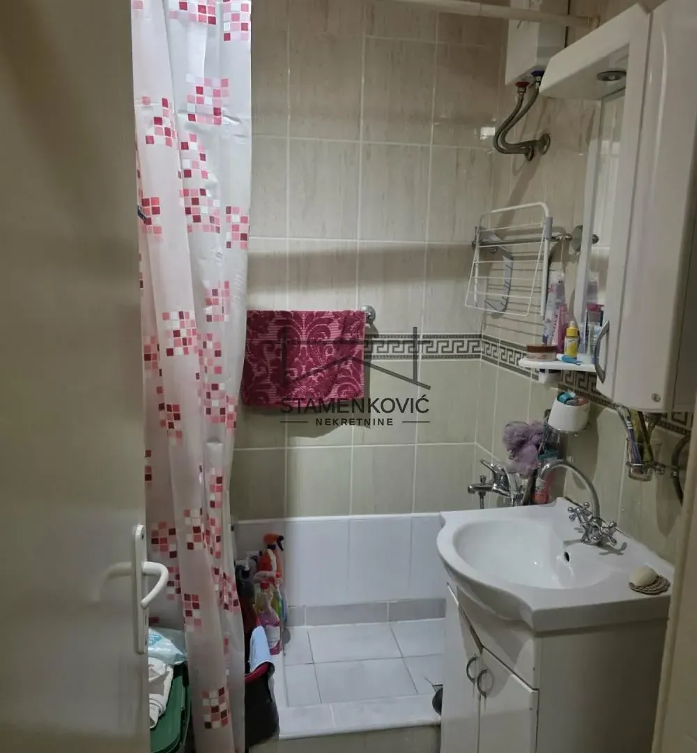 Prodaja, dvosoban stan, 57m², Liman 1, Novi Sad Sve Podlokacije