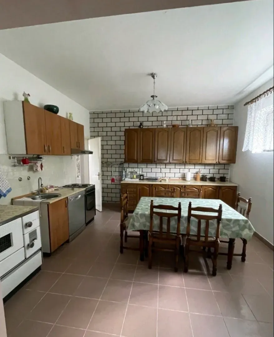 Rent, house, 94m², Lastva Grbaljska, Kotor