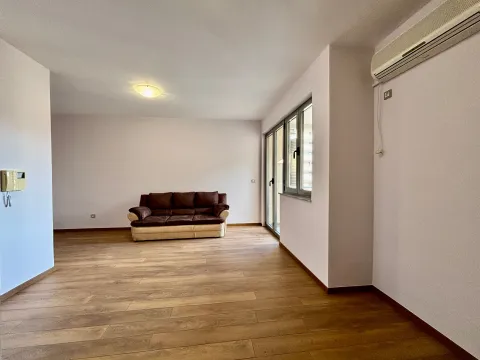 Sale, studio apartment, 36m², Centar, Budva - image 2