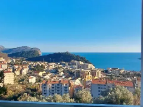 Sale, three bedroom apartment, 135m², Petrovac, Budva - image 3