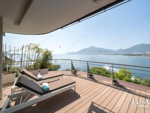 Prodaja, dvosoban stan, 146m², Budva, Crna Gora - image 1