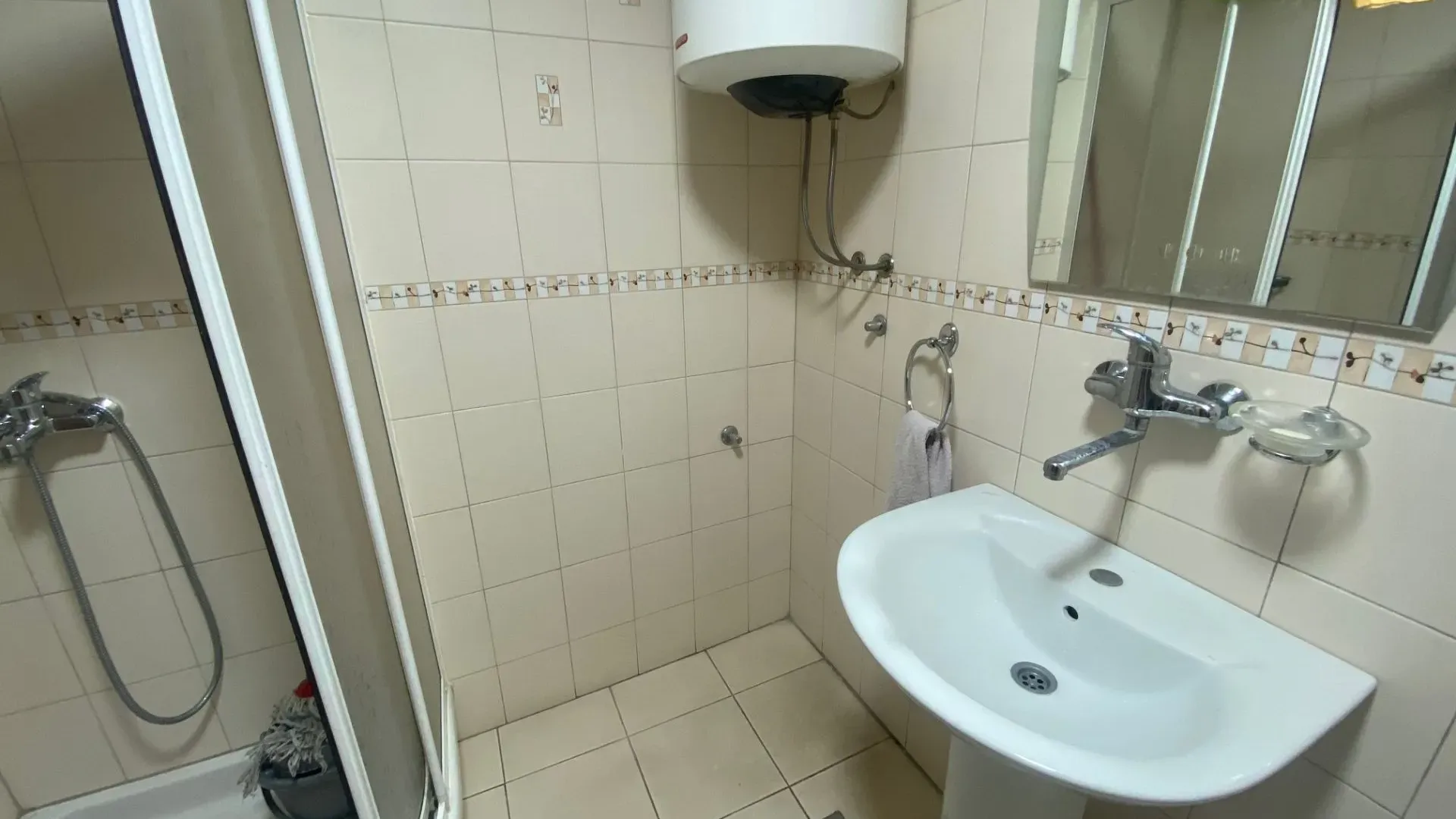 Sale, office space, 402m², Zemun Sve Podlokacije, Beograd