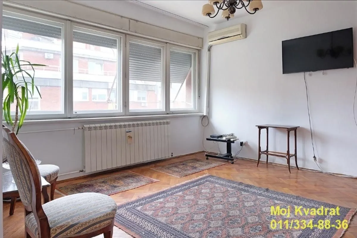Prodaja, dvosoban stan, 55m², Kalenić Pijaca, Vračar Sve Podlokacije