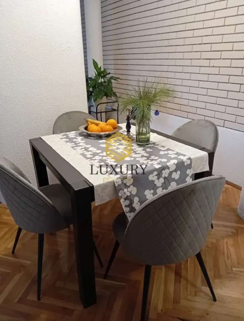 Sale, two bedroom apartment, 75m², Centar, Podgorica