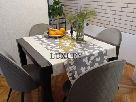 Prodaja, dvosoban stan, 75m², Centar, Podgorica - image 6