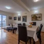 Izdavanje, dvosoban stan, 82m², Petrovac, Budva - image 13