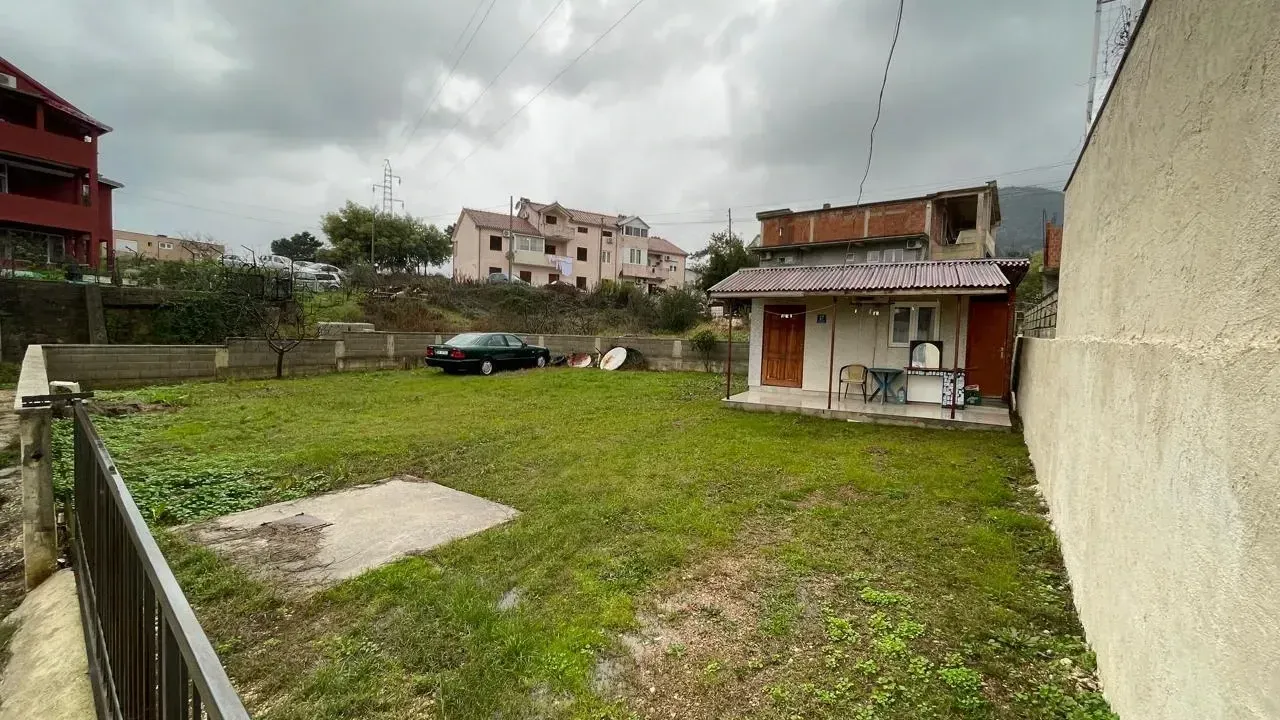 Prodaja, plac, 286m², Tivat, Crna Gora