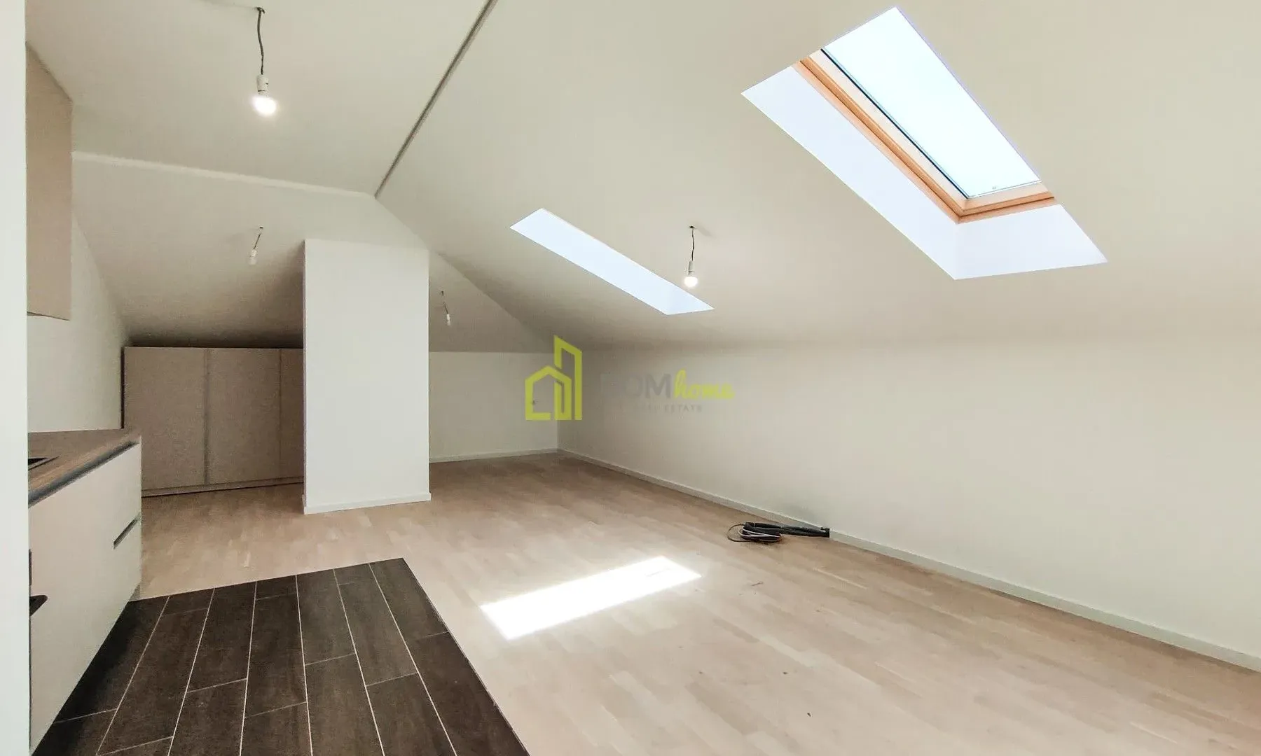 Prodaja, garsonjera, 45m², Tološi, Podgorica