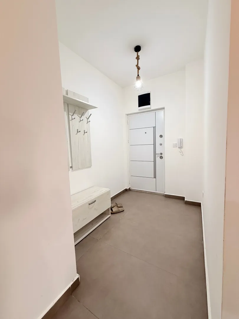 Izdavanje, jednosoban stan, 56m², City Kvart, Podgorica