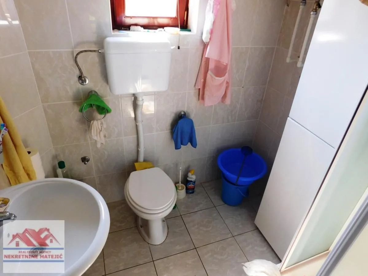 Prodaja, kuća, 220m², Kragujevac, Srbija