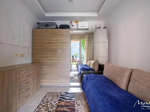 Prodaja, dvosoban stan, 68m², Kostanjica, Kotor - image 17