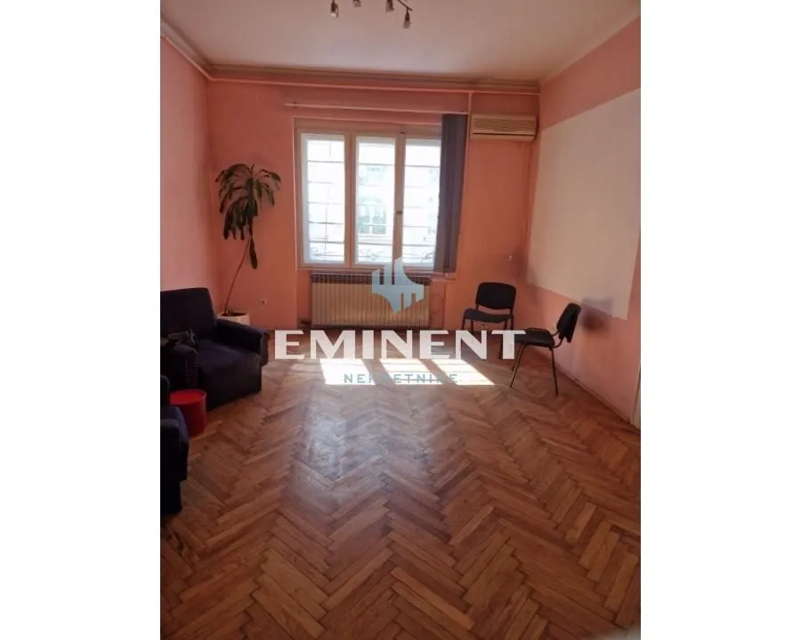 Izdavanje, stan, 80m², Stari Grad, Beograd