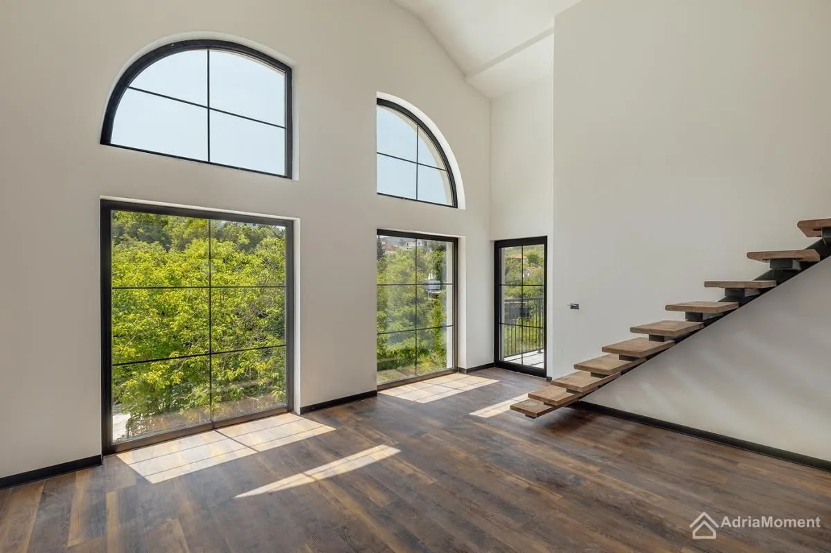 Prodaja, dvosoban stan, 103m², Herceg Novi, Crna Gora