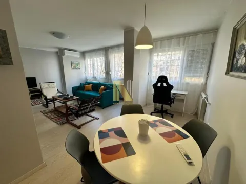 Izdavanje, dvosoban stan, 61m², Liman 1, Novi Sad Sve Podlokacije - image 3