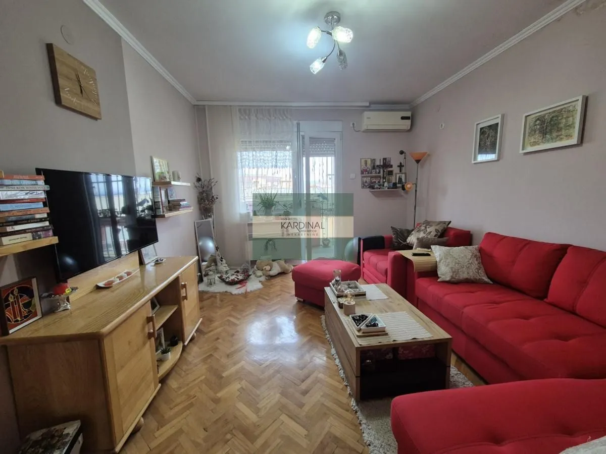 Prodaja, dvosoban stan, 54m², Centar, Ćuprija
