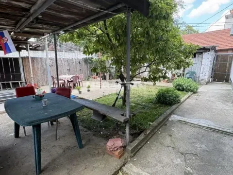 Prodaja, dvosoban stan, 34m², Slavujev Venac, Zvezdara Sve Podlokacije - image 7