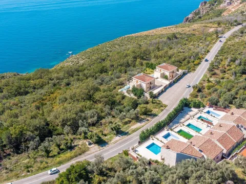 Izdavanje, kuća, 150m², Reževići, Budva - image 29