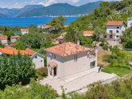 Prodaja, kuća, 224m², Tivat, Crna Gora - image 1