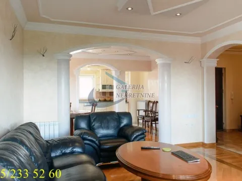 Sale, house, 635m², Farmaceutski Fakultet, Voždovac Sve Podlokacije - image 28