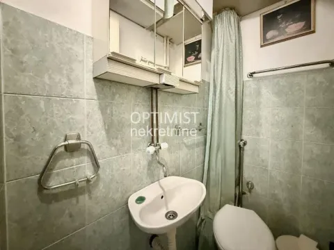 Izdavanje, trosoban stan, 95m², Tašmajdan, Palilula Sve Podlokacije - image 12