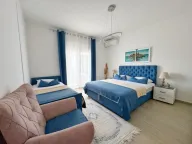 Izdavanje, dvosoban stan, 70m², Bečići, Budva - image 4