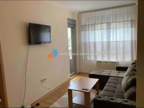 Izdavanje, stan, 40m², Vračar Sve Podlokacije, Beograd - image 3
