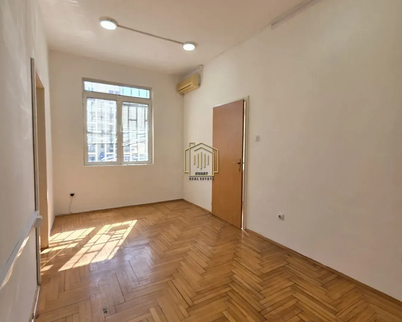 Sale, office space, 143m², Podgorica, Crna Gora