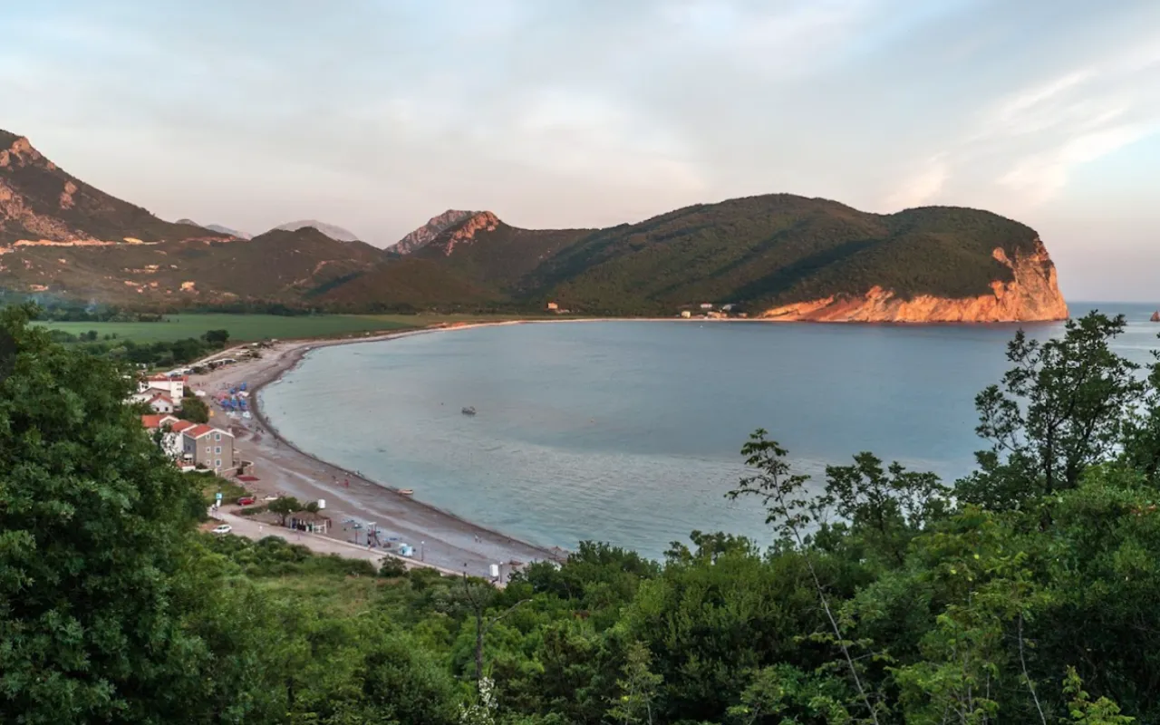 Sale, land lot, 1660m², Petrovac, Budva