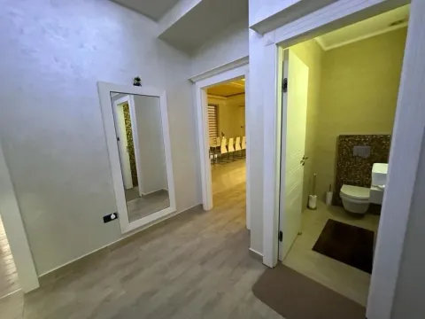 Izdavanje, stan, 162m², Budva, Crna Gora - image 37