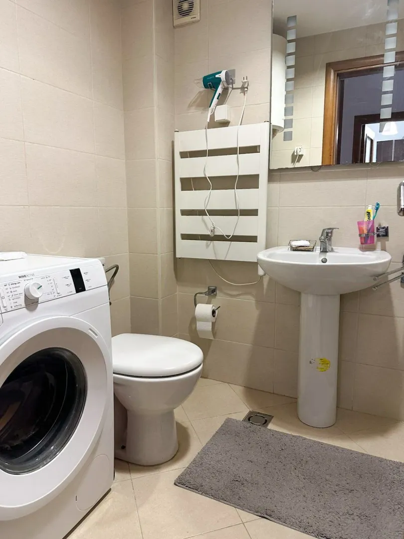 Izdavanje, jednosoban stan, 50m², Pobrežje, Podgorica