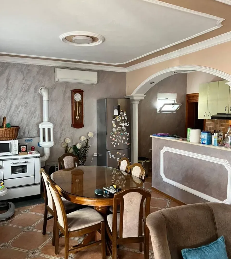 Rent, house, 120m², City Kvart, Podgorica