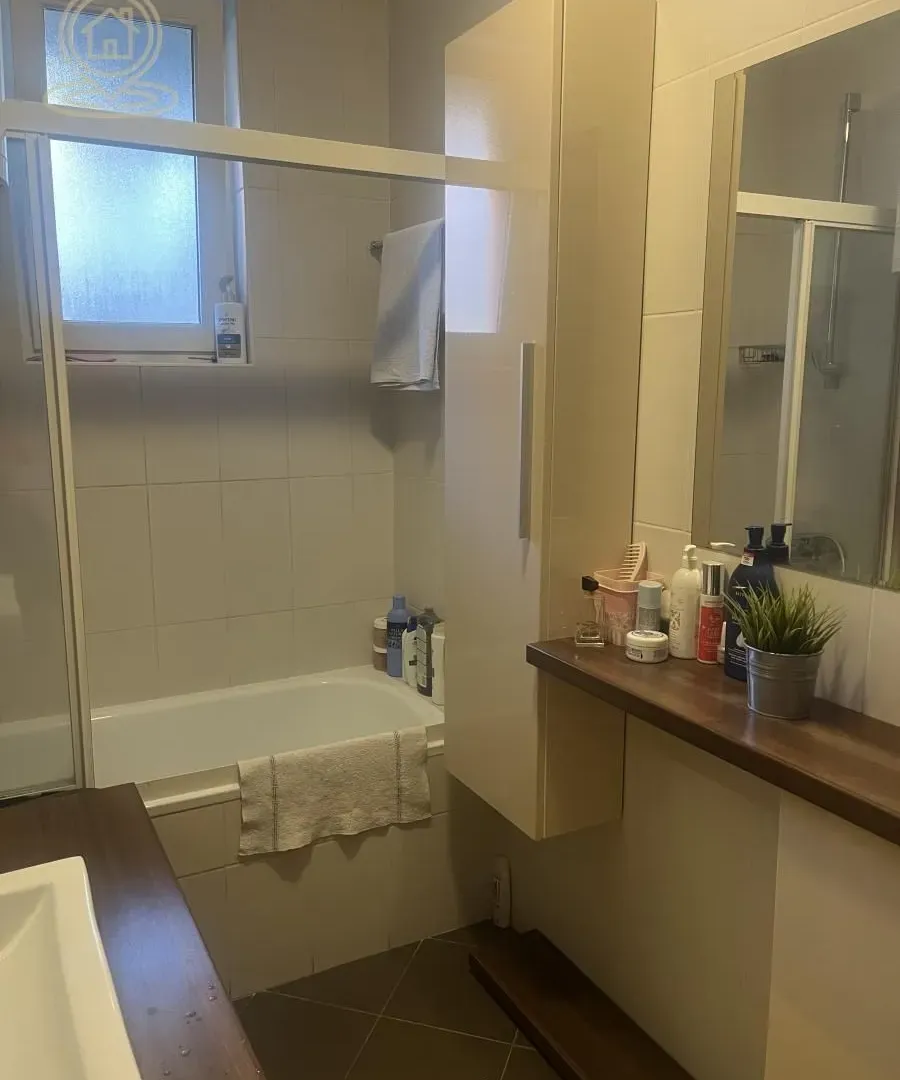 Prodaja, trosoban stan, 67m², Grbavica, Novi Sad Sve Podlokacije