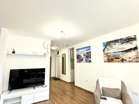 Rent, three bedroom apartment, 103m², Podgorica, Crna Gora - image 4