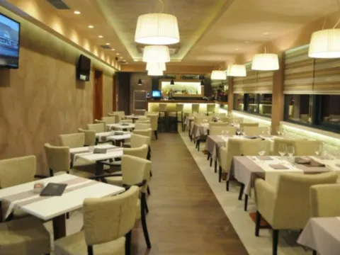 Sale, house, 1000m², Kotor, Crna Gora - image 9