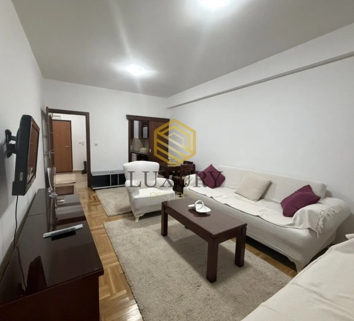 Rent, one bedroom apartment, 51m², Stari Aerodrom, Podgorica