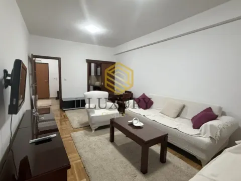 Izdavanje, jednosoban stan, 51m², Stari Aerodrom, Podgorica - image 5