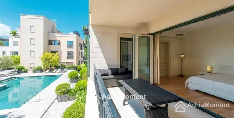 Sale, two bedroom apartment, 148m², Tivat, Crna Gora