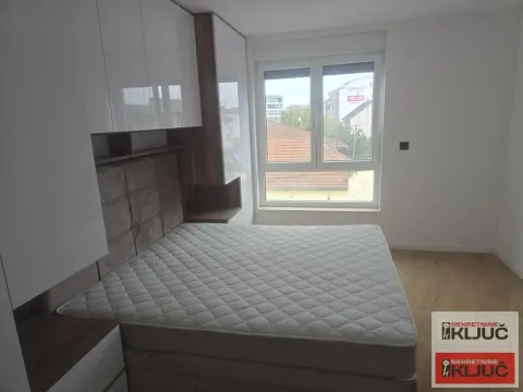 Izdavanje, trosoban stan, 73m², Bulevar patrijarha Pavla, Novi Sad Sve Podlokacije - image 5