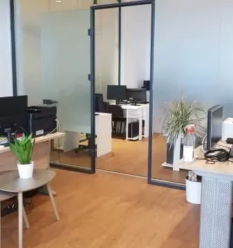 Izdavanje, poslovni prostor, 120m², Zemun Centar, Zemun Sve Podlokacije - image 3