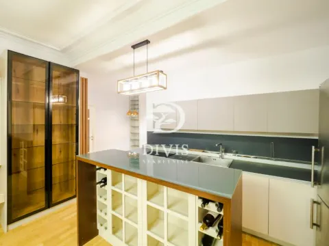 Prodaja, četvorosoban stan, 105m², Vračar Centar, Vračar Sve Podlokacije - image 16