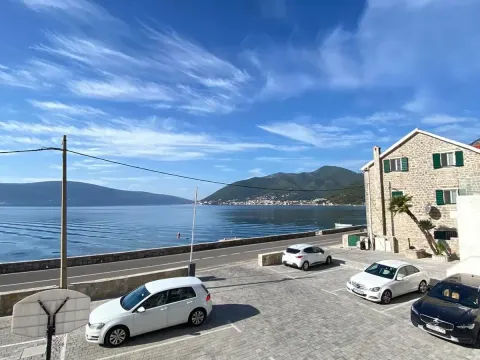 Prodaja, stan, 97m², Tivat, Crna Gora