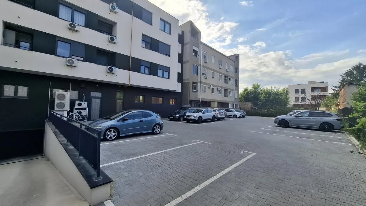 Rent, parking/garage, 14m², Telep, Novi Sad Sve Podlokacije