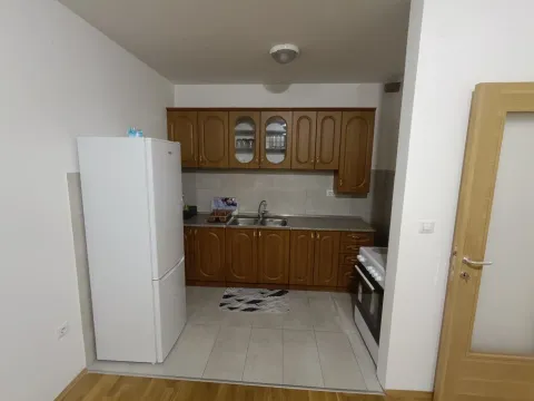 Rent, one bedroom apartment, 40m², Stari Aerodrom, Podgorica - image 6